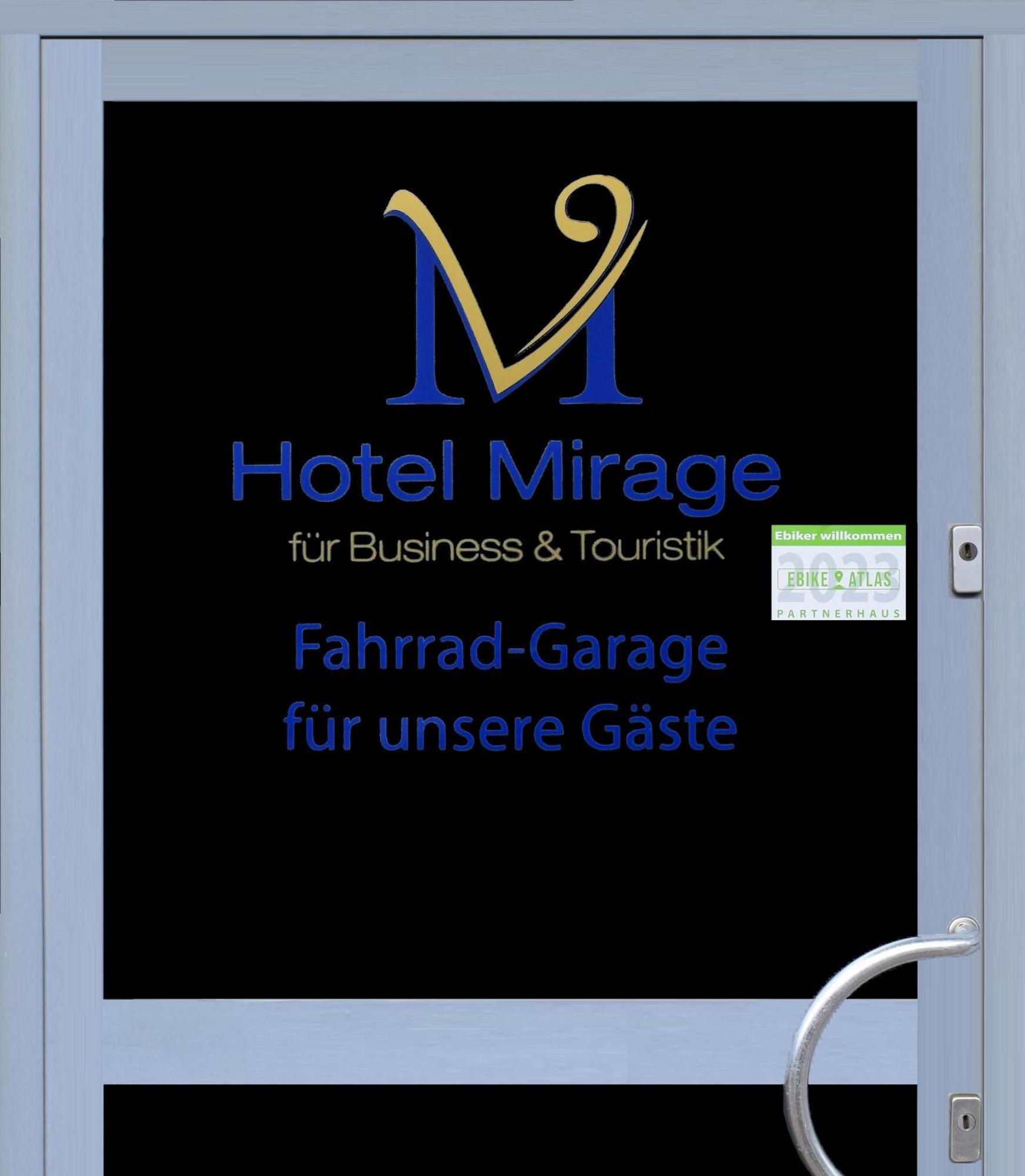 Hotel Mirage Duisburg Bagian luar foto